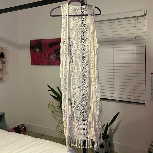 Crochet cover up and tie in the front with beads - Picture 1 of 3